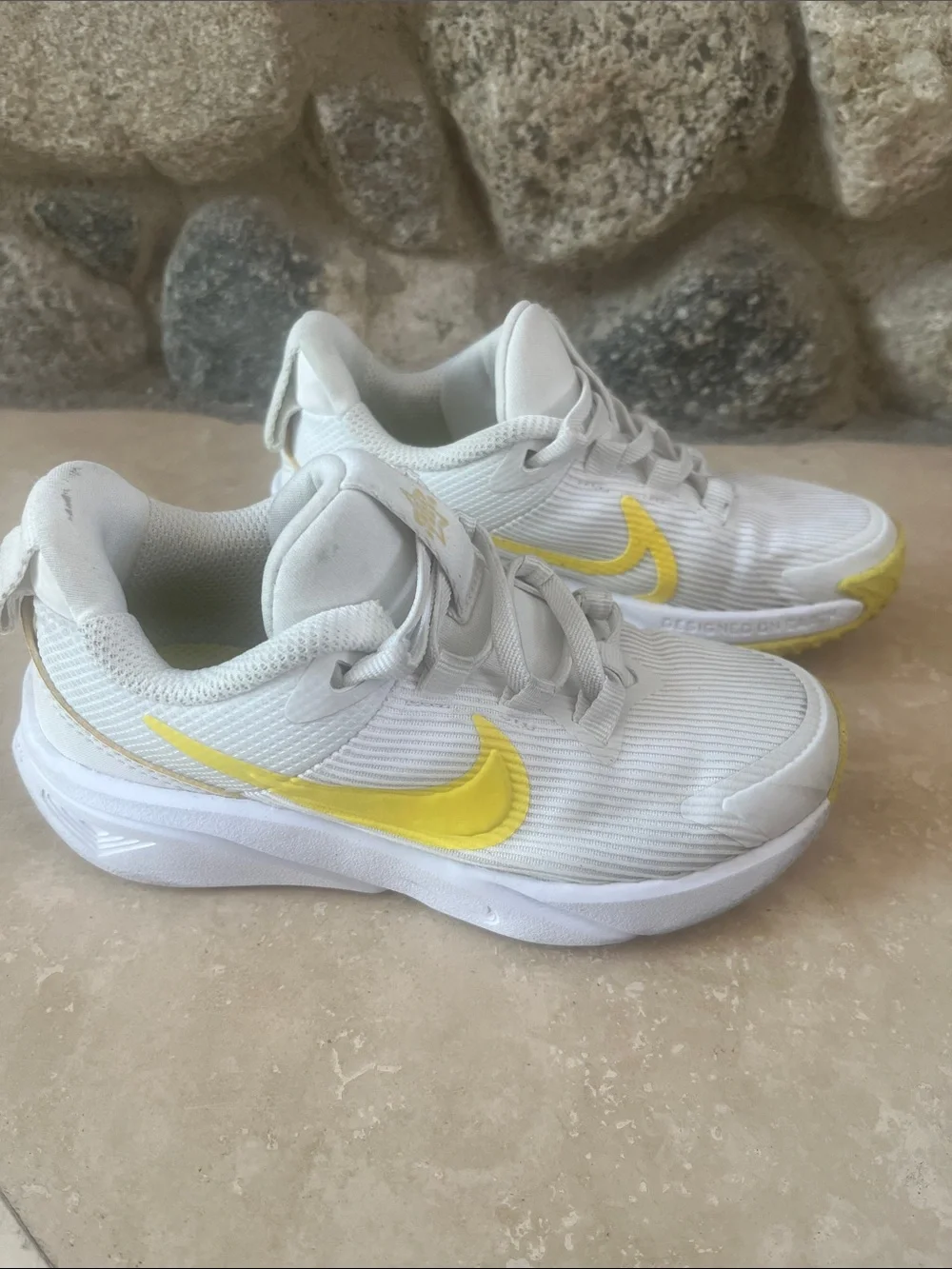 Nike Kids White and Yellow Pull on Sneakers